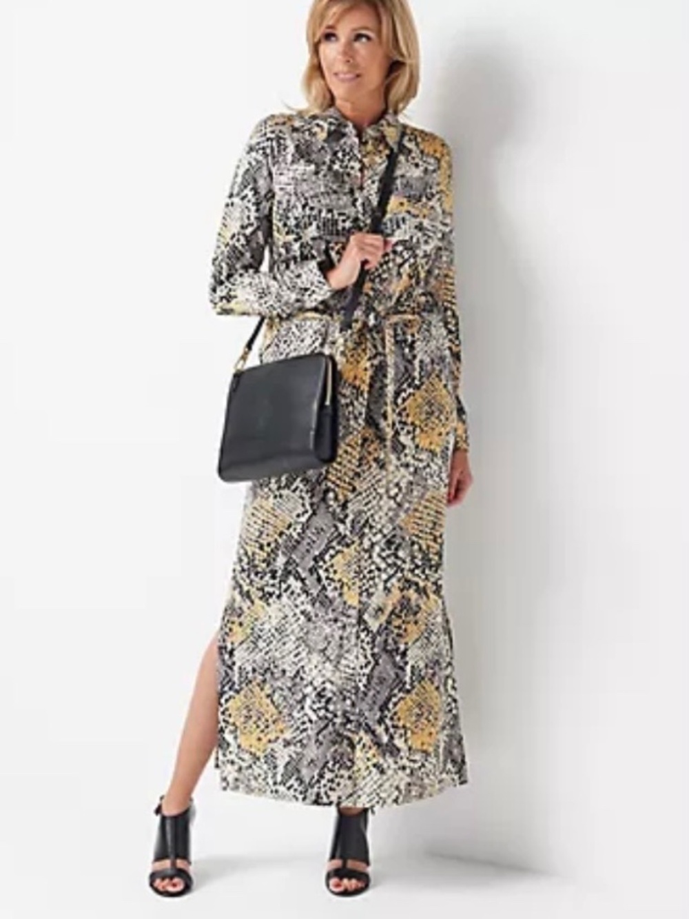 G.I.L.I. Snake Printed Peached Knit Maxi Shirt Dress Cream Multi Snakeskin SZ L